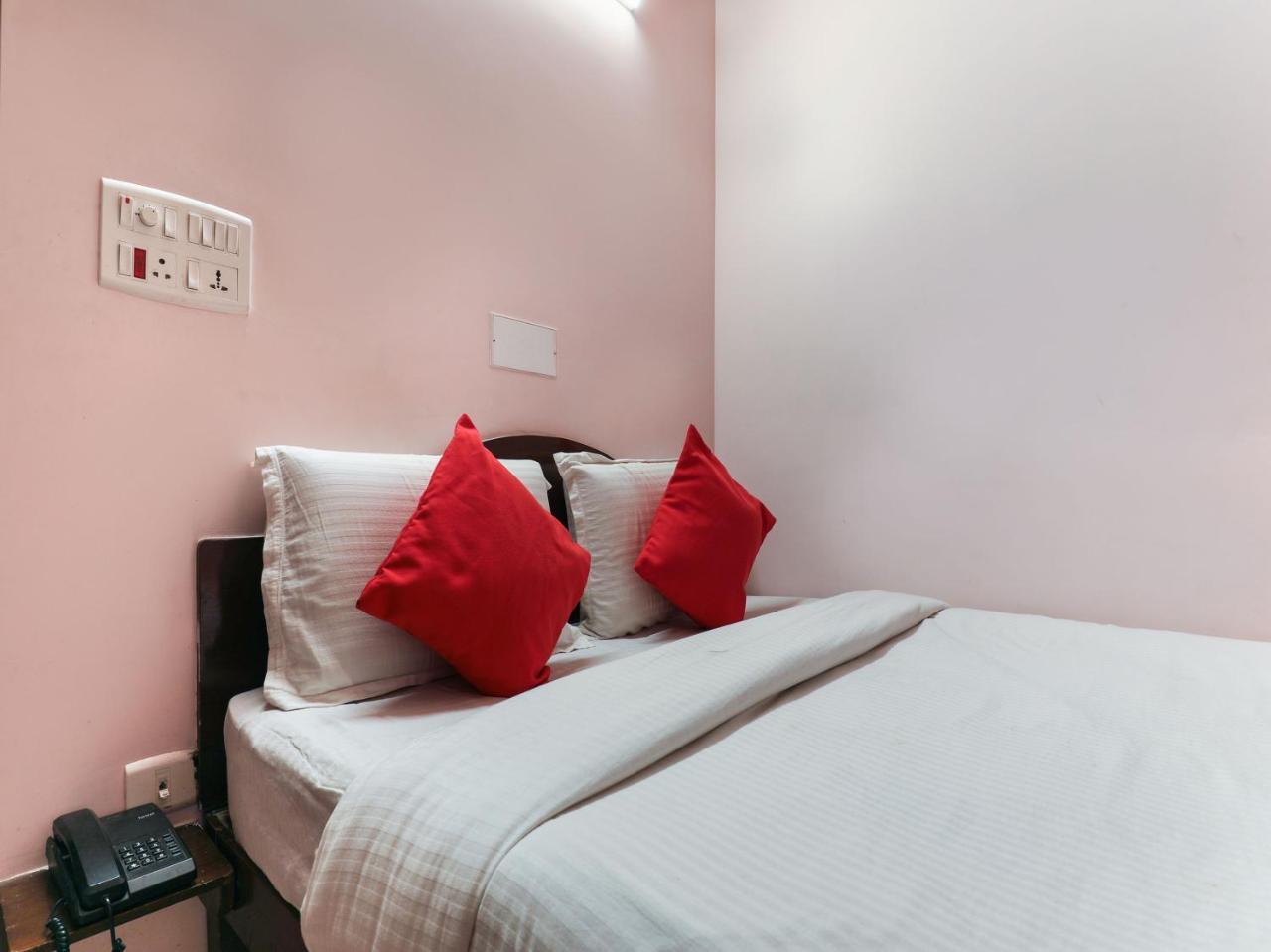 Oyo 10711 Hotel Nsnr Residency Visakhapatnam Exterior photo