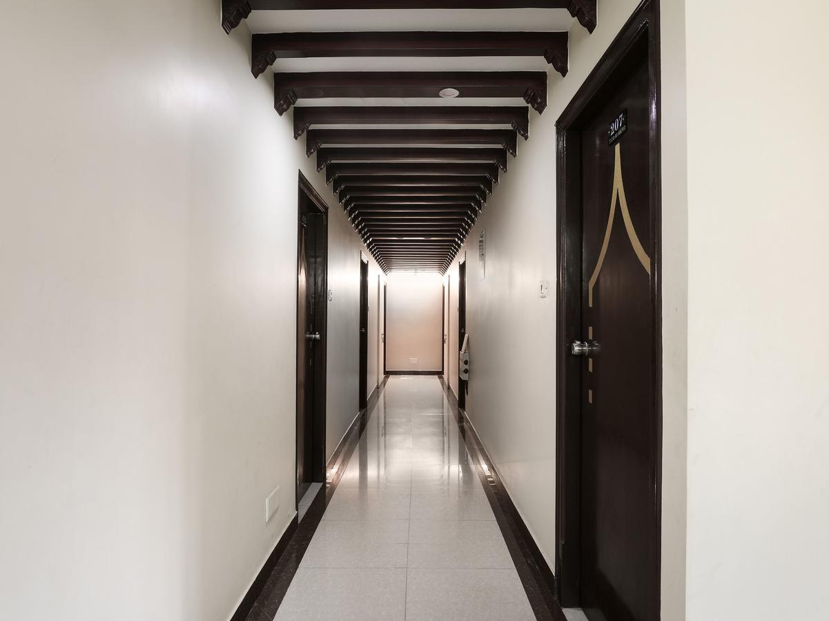 Oyo 10711 Hotel Nsnr Residency Visakhapatnam Exterior photo